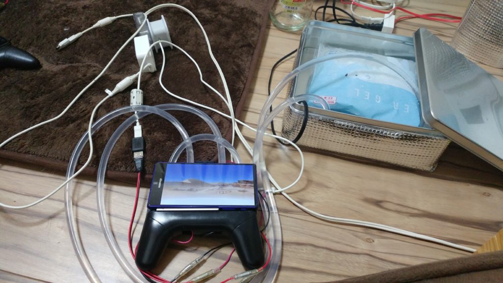 空冷式のスマホクーラーを水冷式に改造 ロクなblog